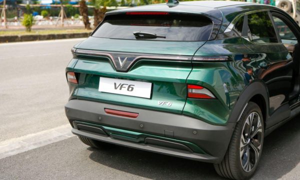 VinFast VF6 - Ảnh 7